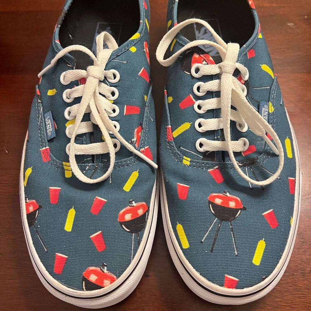 VANS Authentic Pool Vibes BBQ Cookout Summer Shoes  Men's Size 10